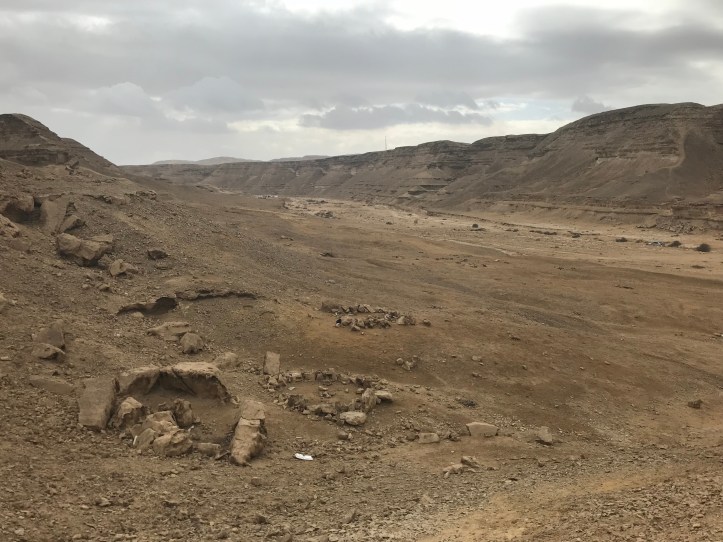 Wadi Degla, Cairo Hike with Kids | www.carriereedtravels.com