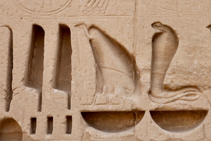 Guide to Visiting Medinet Habu in Luxor, Egypt| Including With Kids! |www.carriereedtravels.com