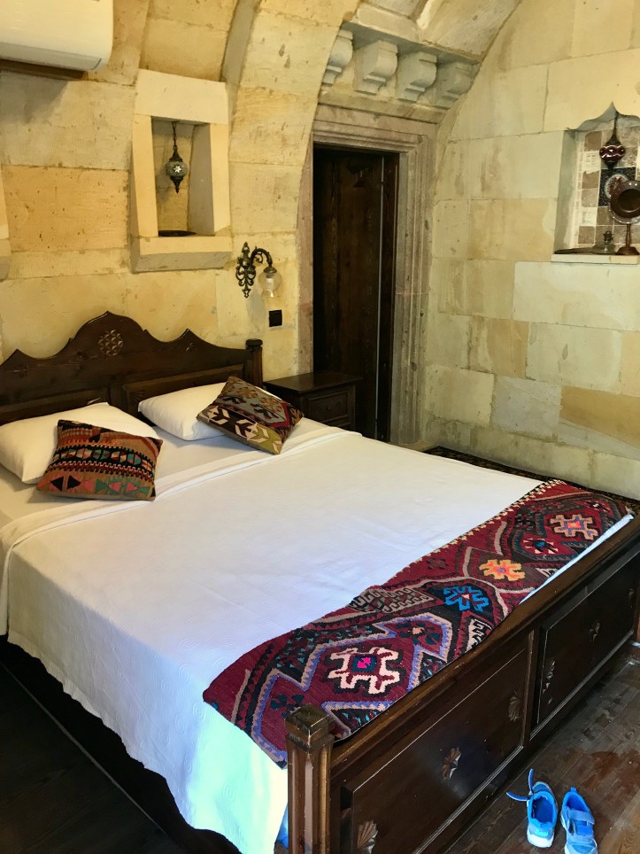 4551FC9A-3271-48A8-885F-549423FA3C09_1_201_a