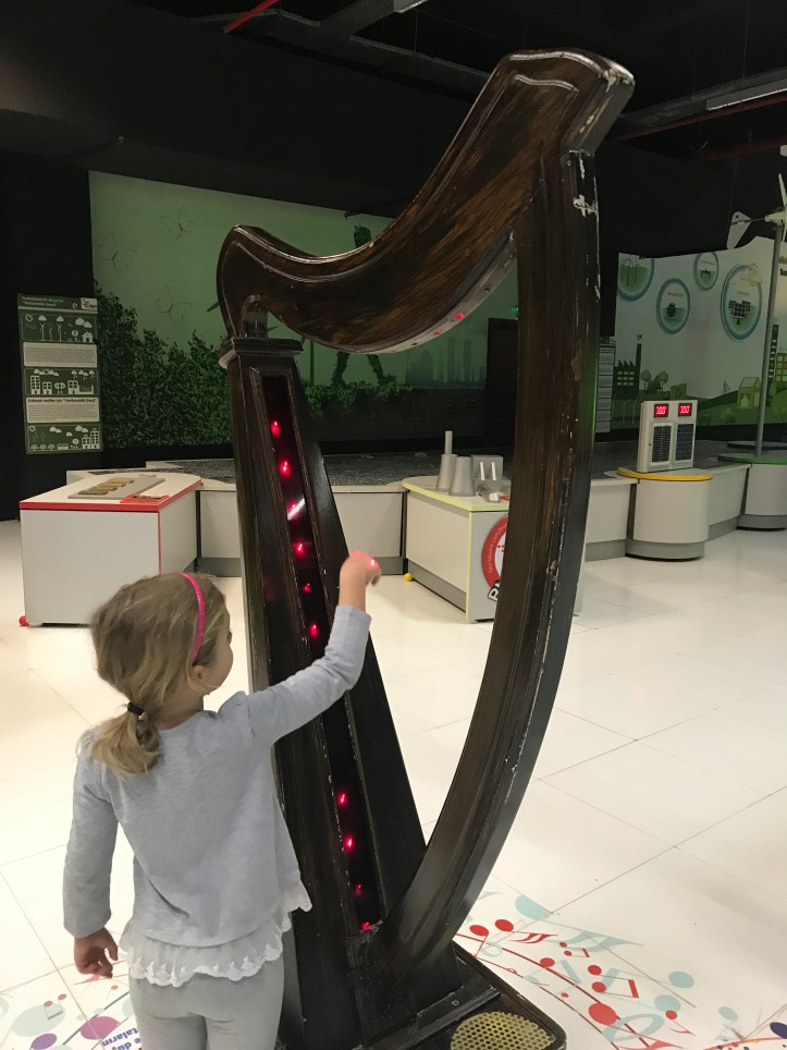 568E65BA-D881-4168-951F-E5E4BFCFD3D6