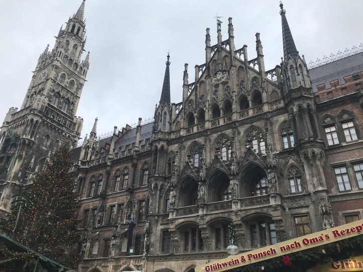Munich Christmas Markets with Kids | www.carriereedtravels.com