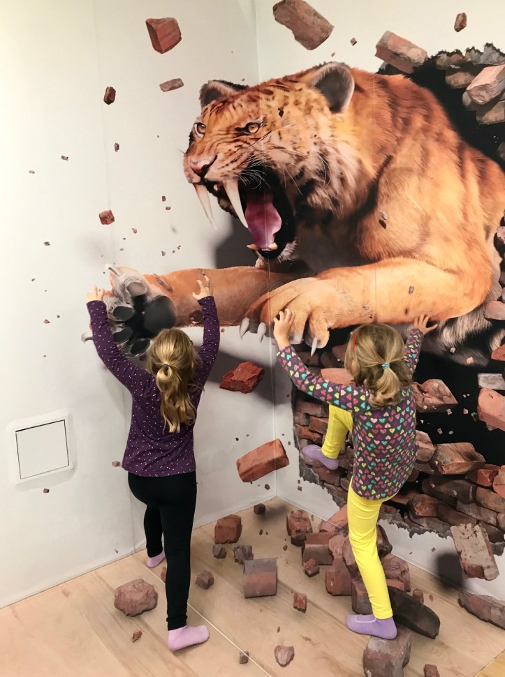 D734F073-FE70-4538-B56F-5B1EAB167287_1_201_a